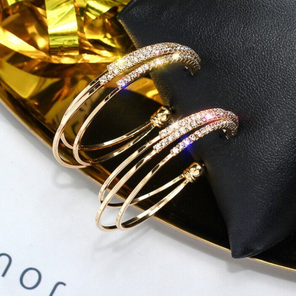 NWT 18k GOLD PLATED Hoop Earrings